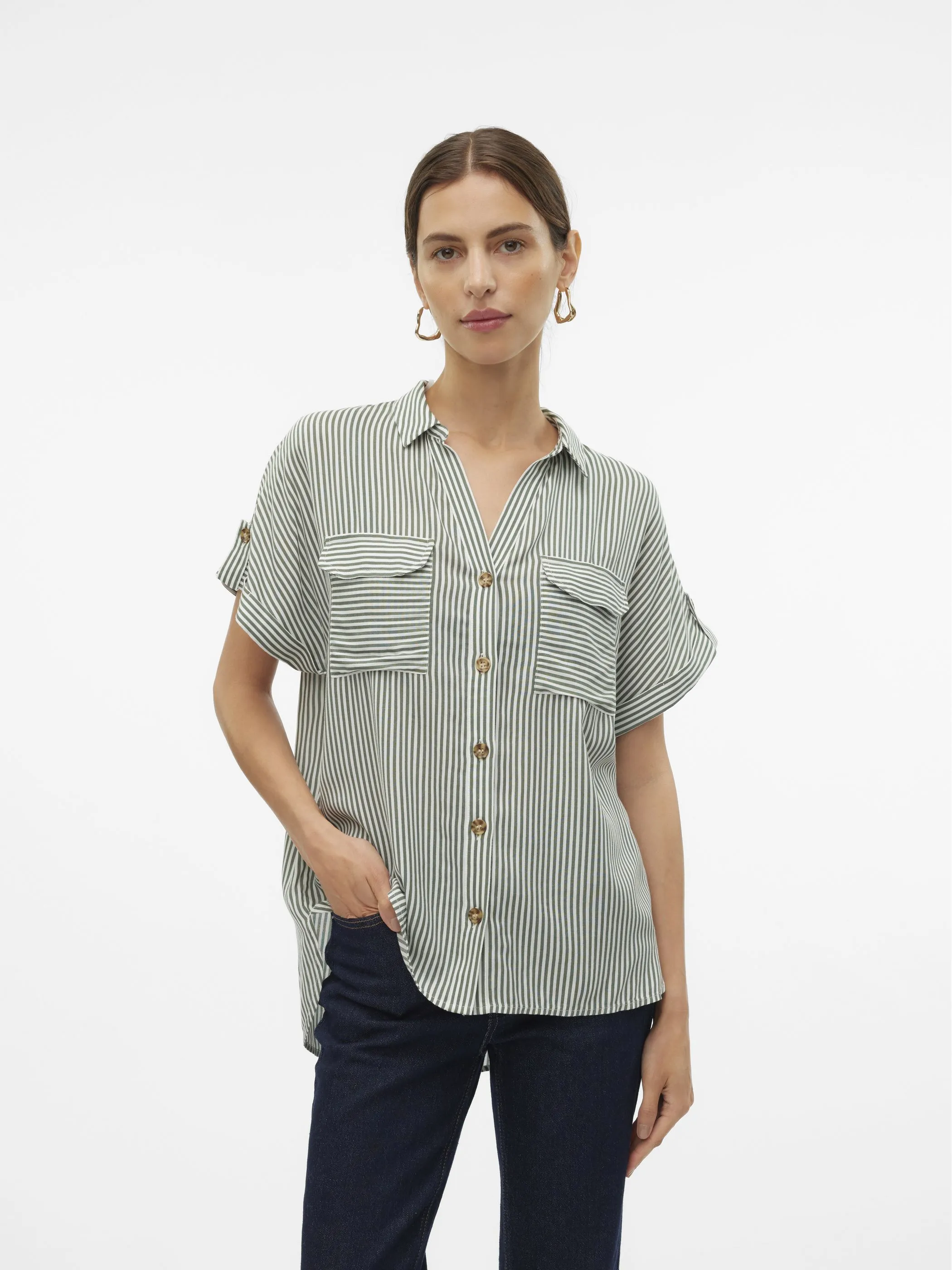 Vero Moda 10310139 VMBUMPY S/S SHIRT WVN Grün 894443 224196001 4