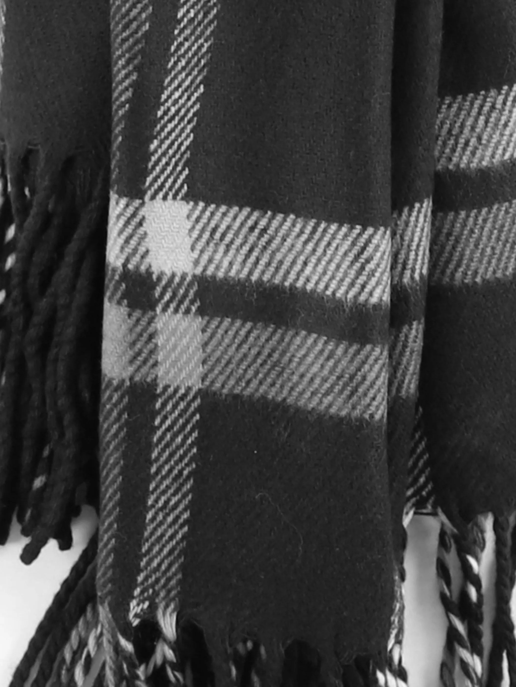 Jim Spencer He-Schal aus Softacryl Schwarz 899540 SCHWAEZ 2 Jim Spencer He-Schal aus Softacryl Schwarz 899540 SCHWAEZ 2