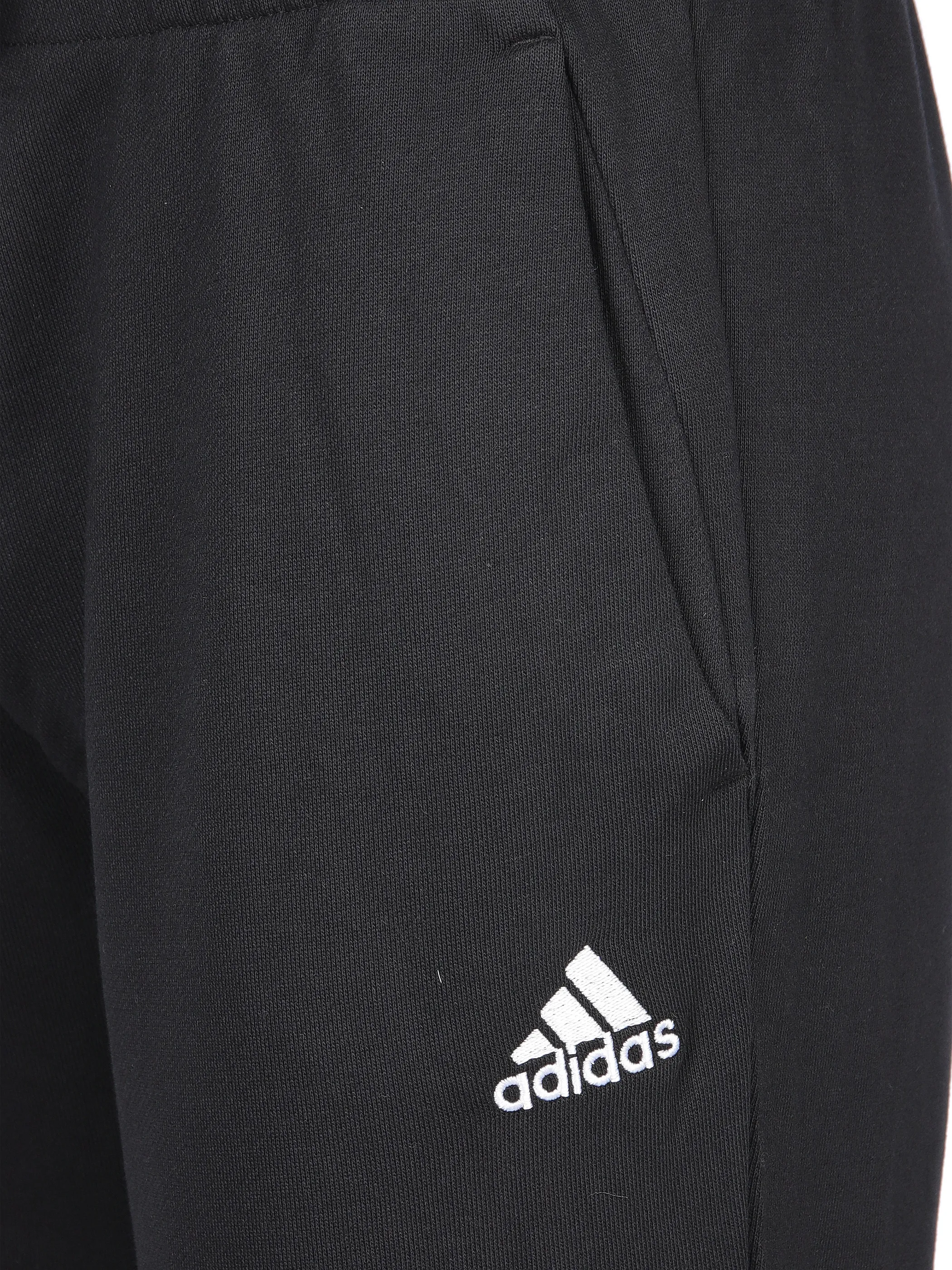 Adidas IC0063 He-Jogginghose Schrift Schwarz 905068 000 4 Adidas IC0063 He-Jogginghose Schrift Schwarz 905068 000 4