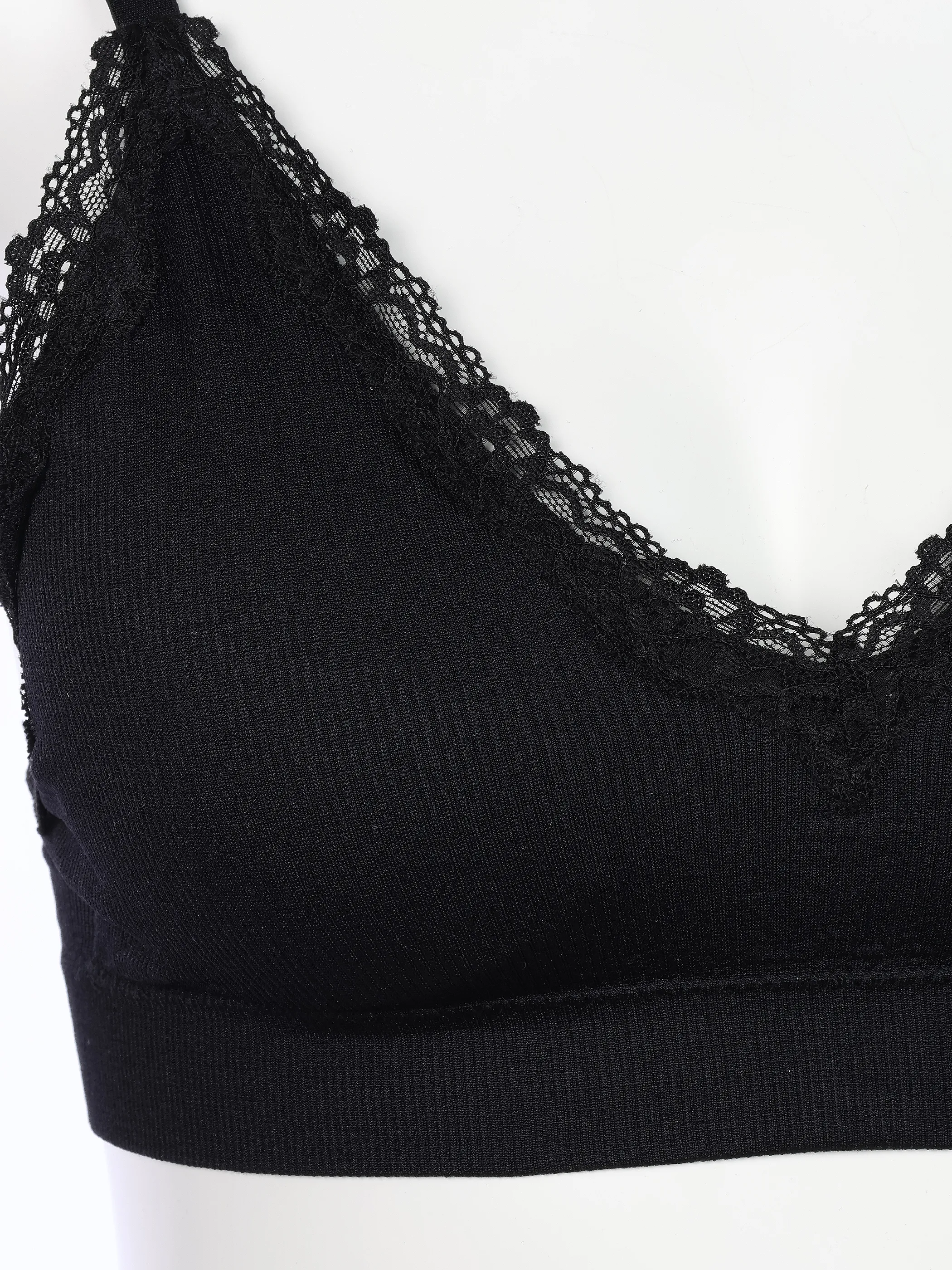 Sure Soft Bra Seamless Rippe&Spitze Schwarz 922776 SCHWARZ 3