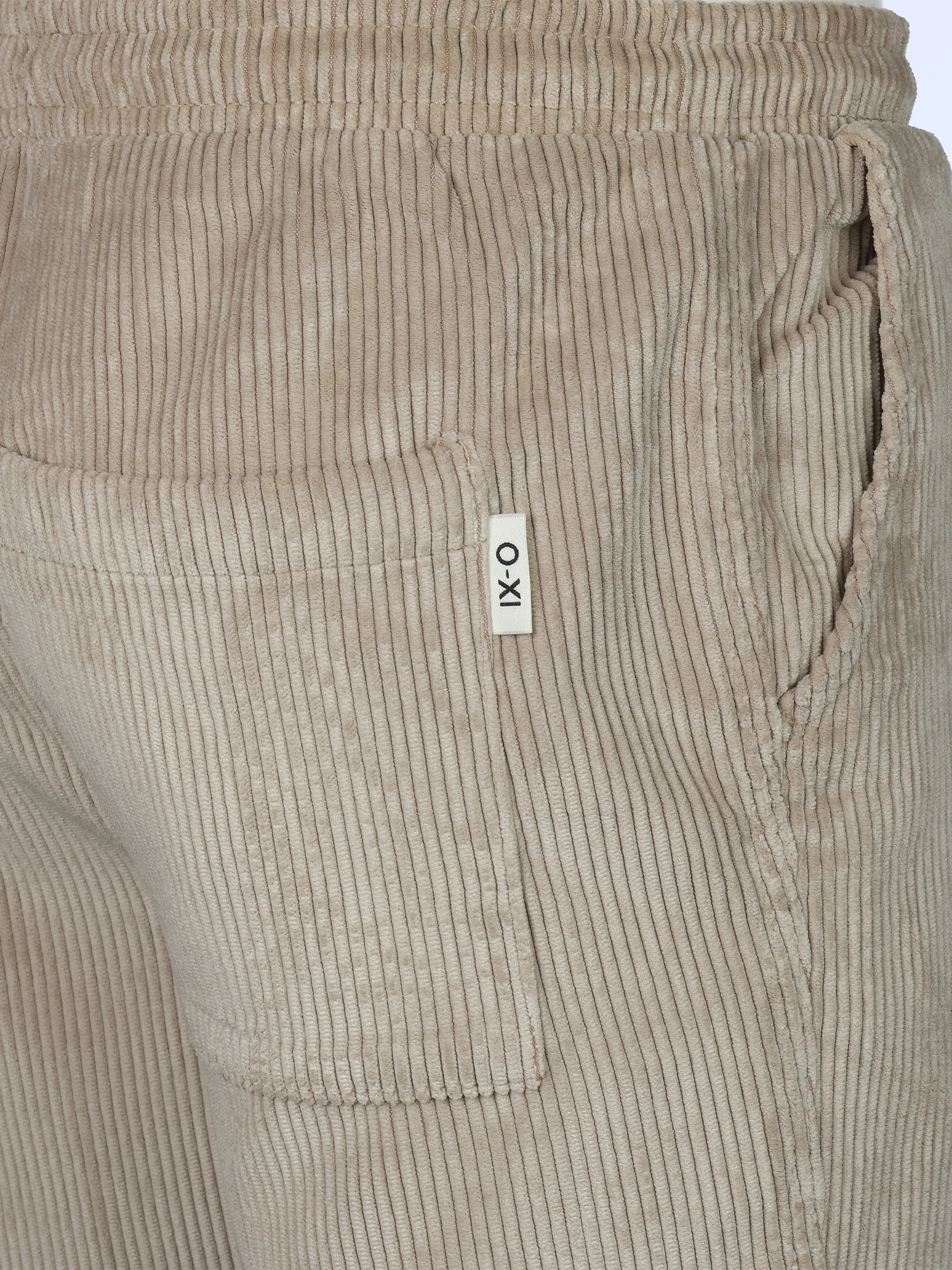 IX-O H60081M62385KAAWG YF He-Shorts Beige 925923 20400 4