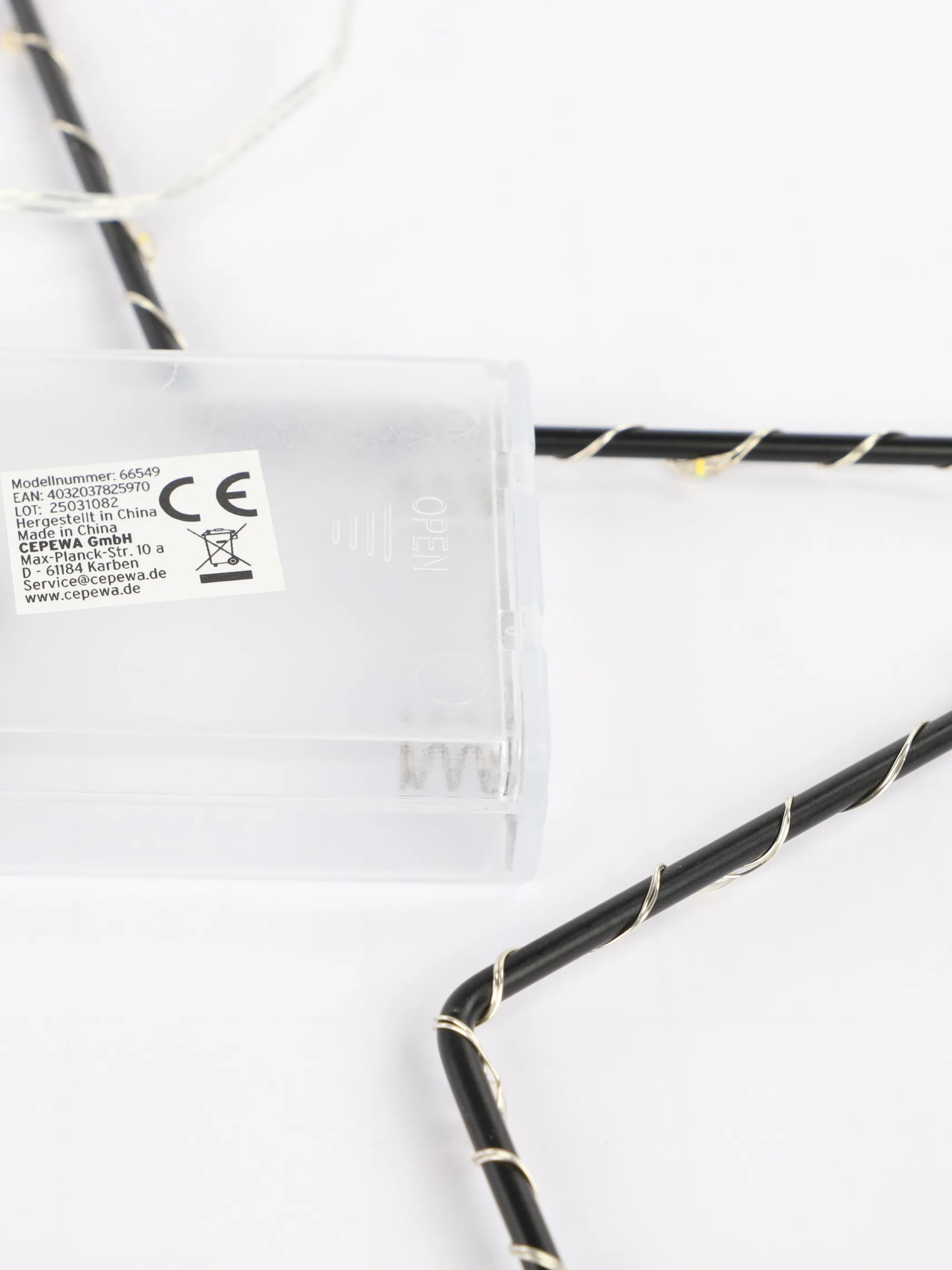 Deko Artikel LED Stern  ca 30cm mit Timer Schwarz 916282 SCHWARZ 2 Deko Artikel LED Stern  ca 30cm mit Timer Schwarz 916282 SCHWARZ 2