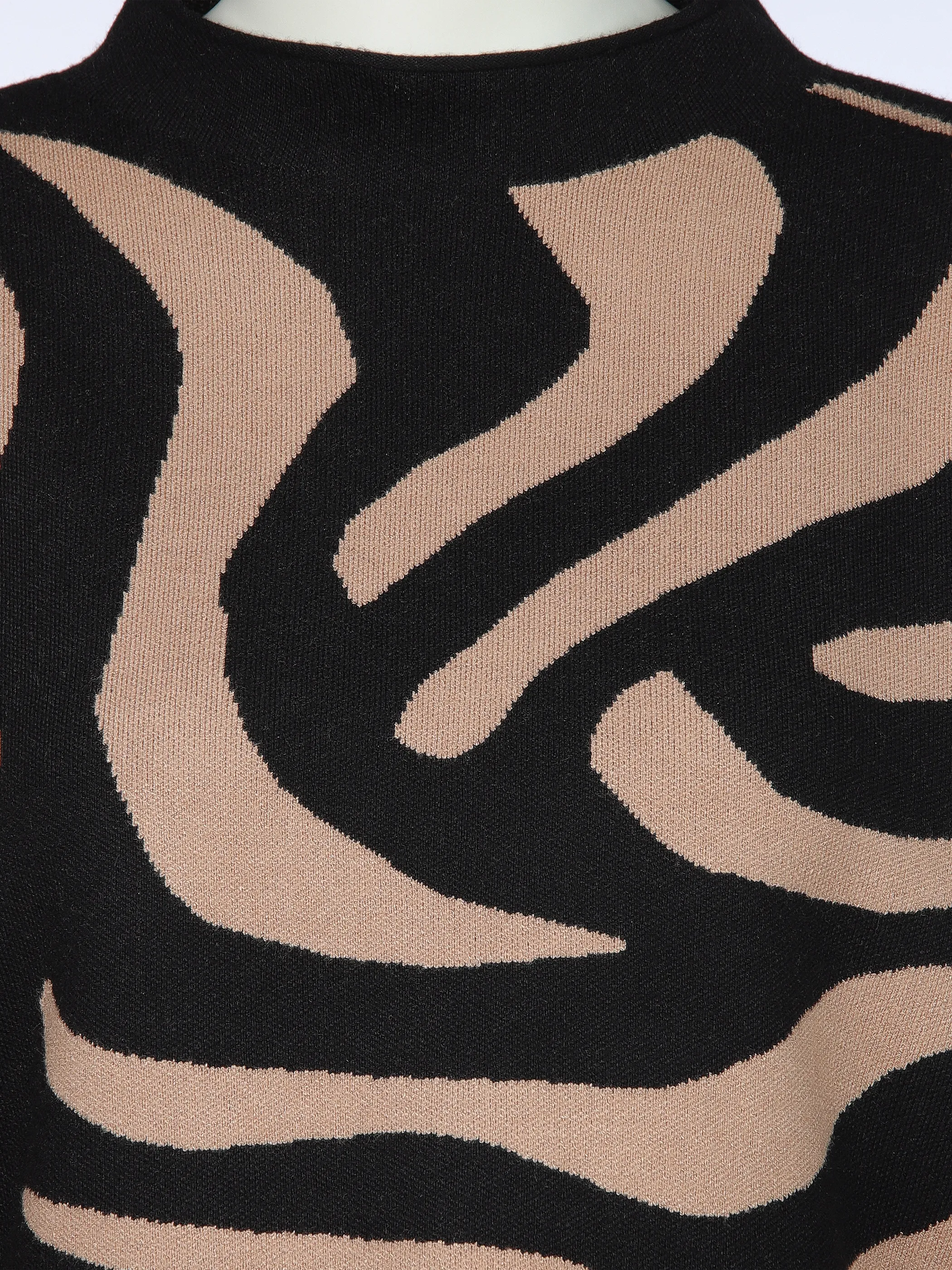 Apricot X129072 Apricot Zebra Jacquard Drop Should Jump Schwarz 922465 BLK 3