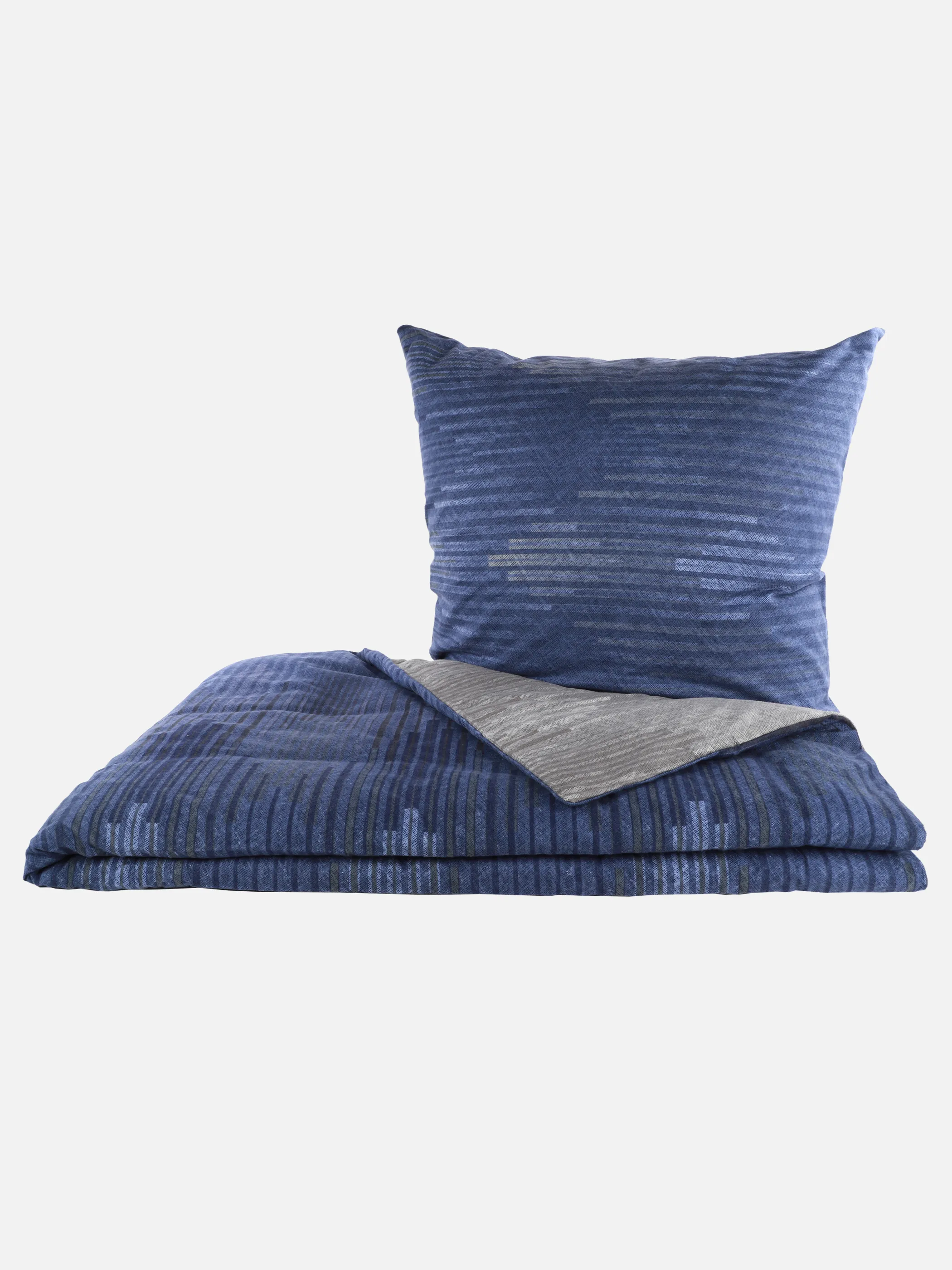 Kaeppel I Biberbettwäsche Ikat 155x220 Blau 918613 INDIGO 1