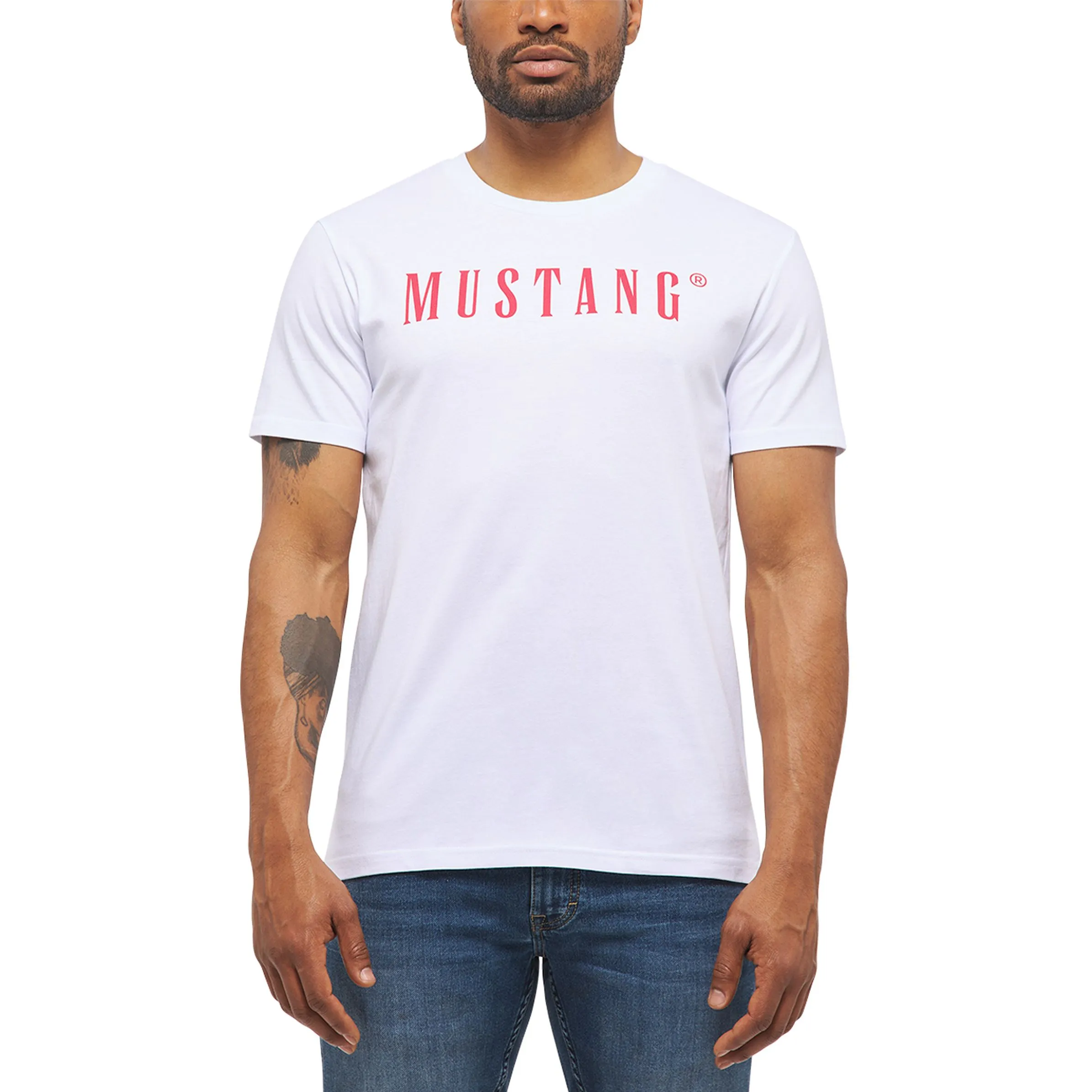 Mustang 1013221 STYLE ALEX C LOGO TEE Weiß 874824 2045 4 Mustang 1013221 STYLE ALEX C LOGO TEE Weiß 874824 2045 4
