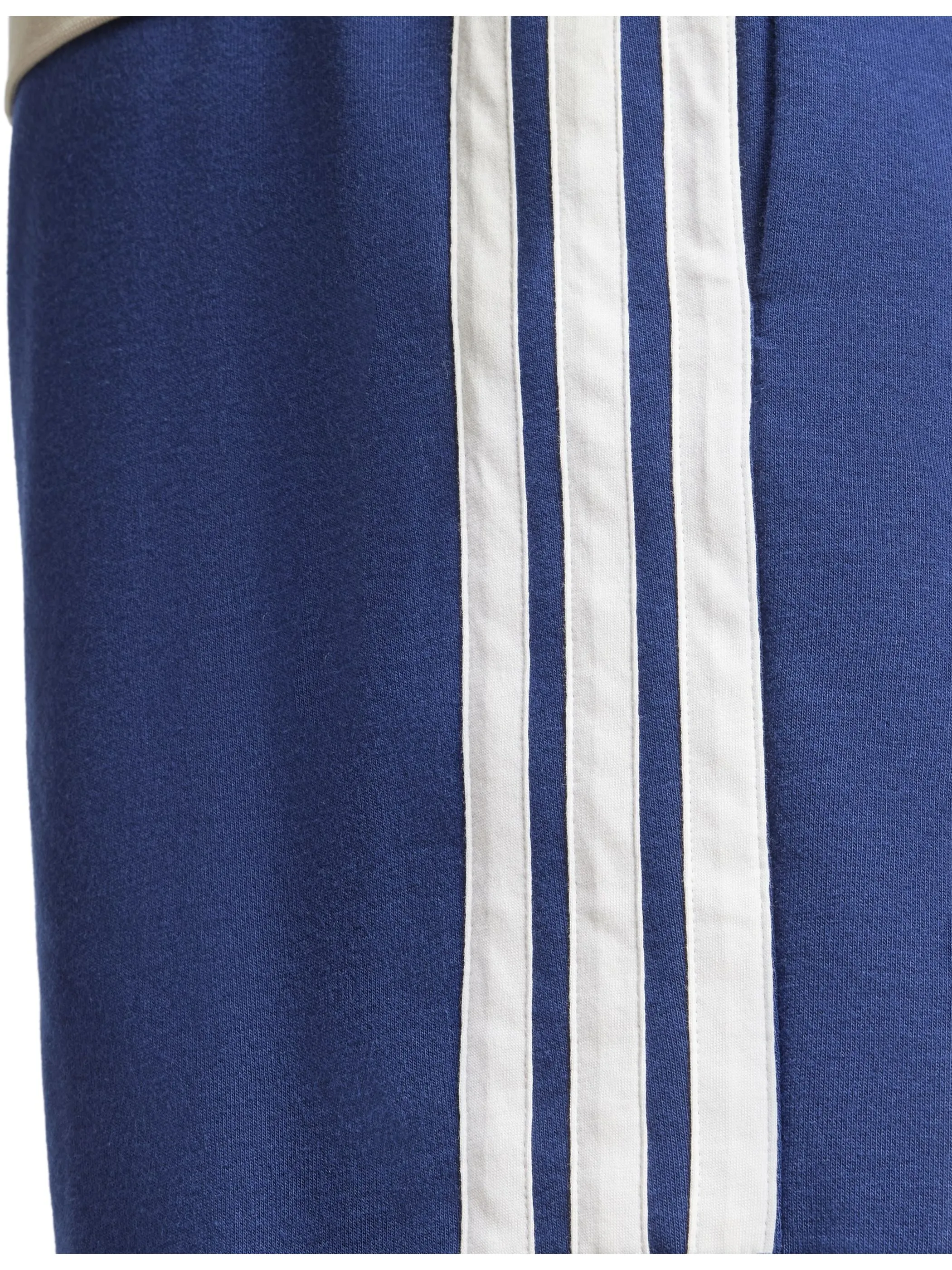 Adidas JE6417 He-Short 3S d.blau Blau 904952 000