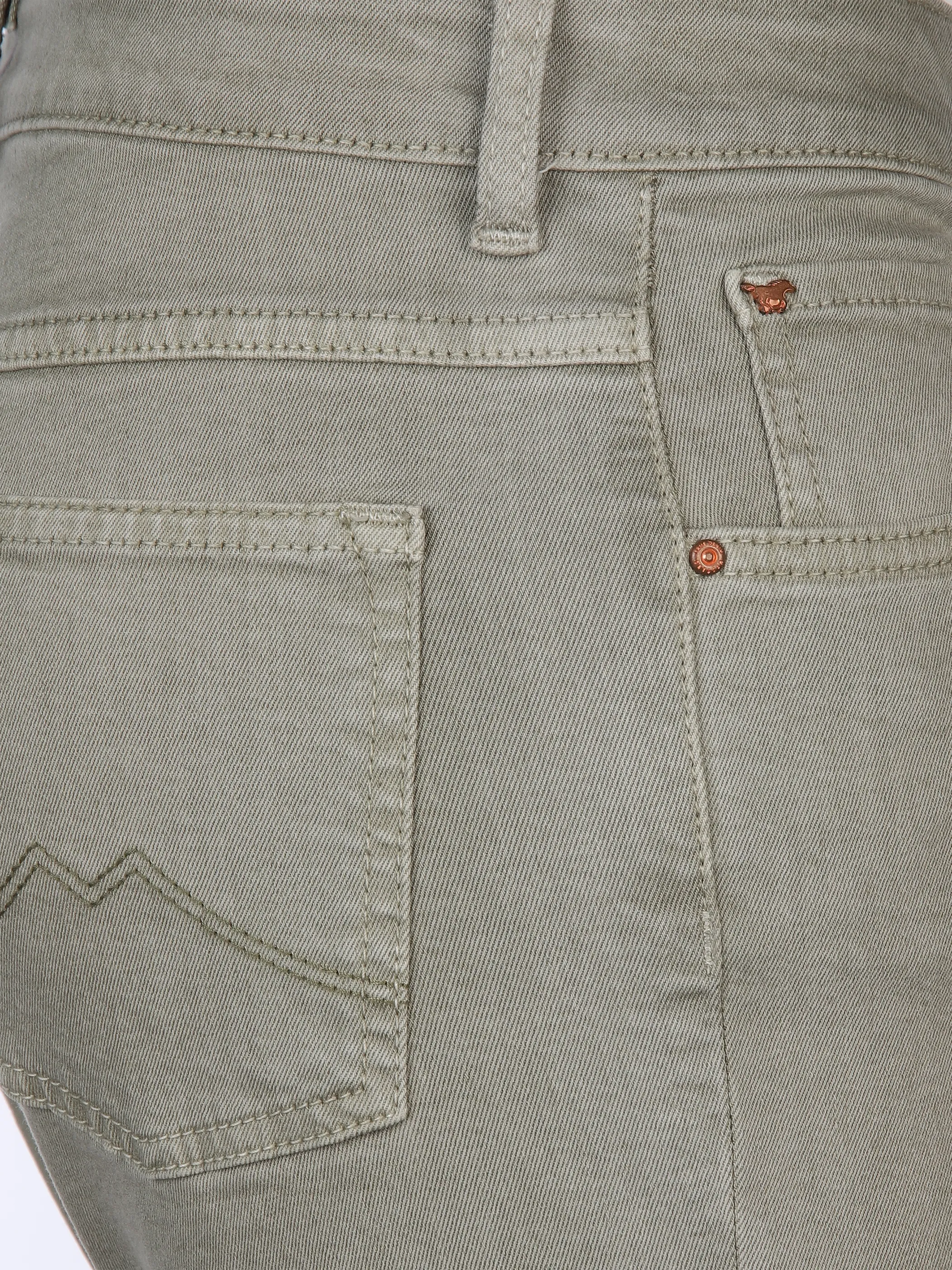 Mustang 1015695 STYLE REBECCA CAPRI Grün 898037 6260 4