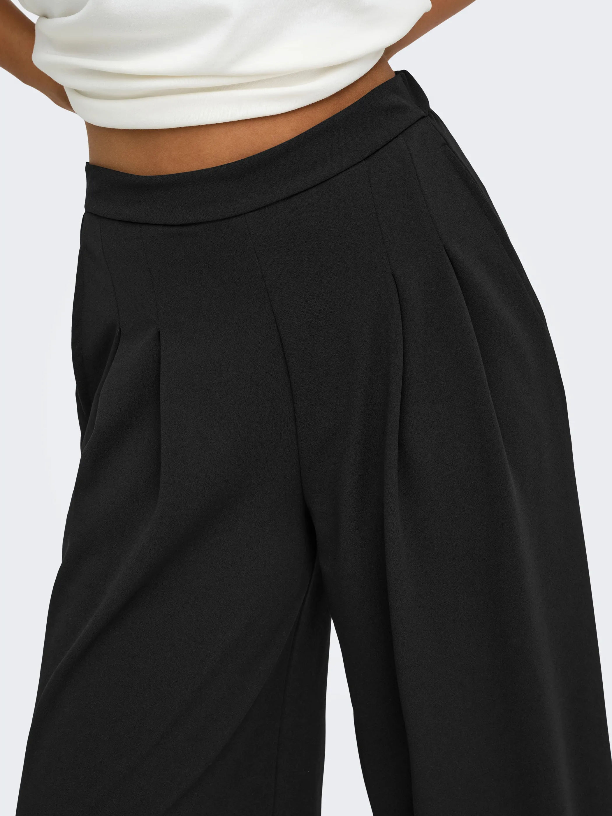 Only 15383260 ONLBANG PLEAT WIDE PA Schwarz 933794 177911 4