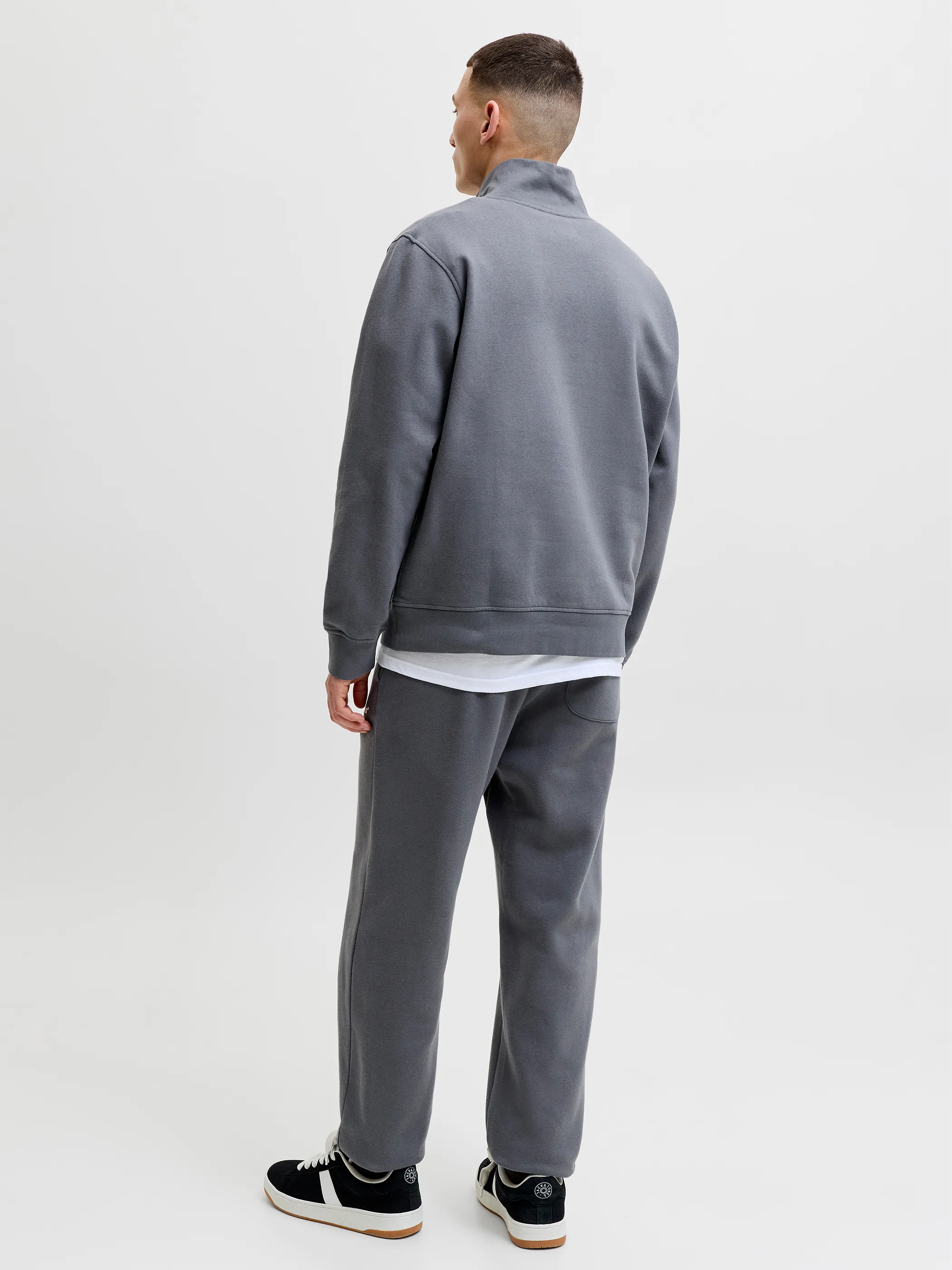 Jack Jones 12278793 JJESOHO SWEAT QUARTER Grau 928232 176720 2